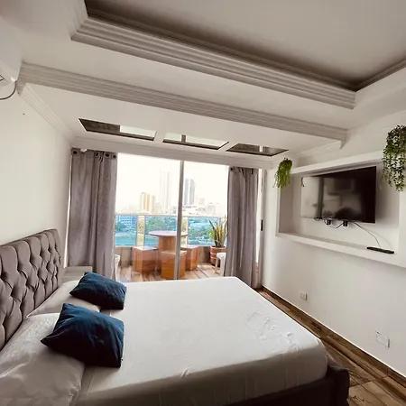 Apto Estudio Piso 12 Frente A La Playa Cartagena